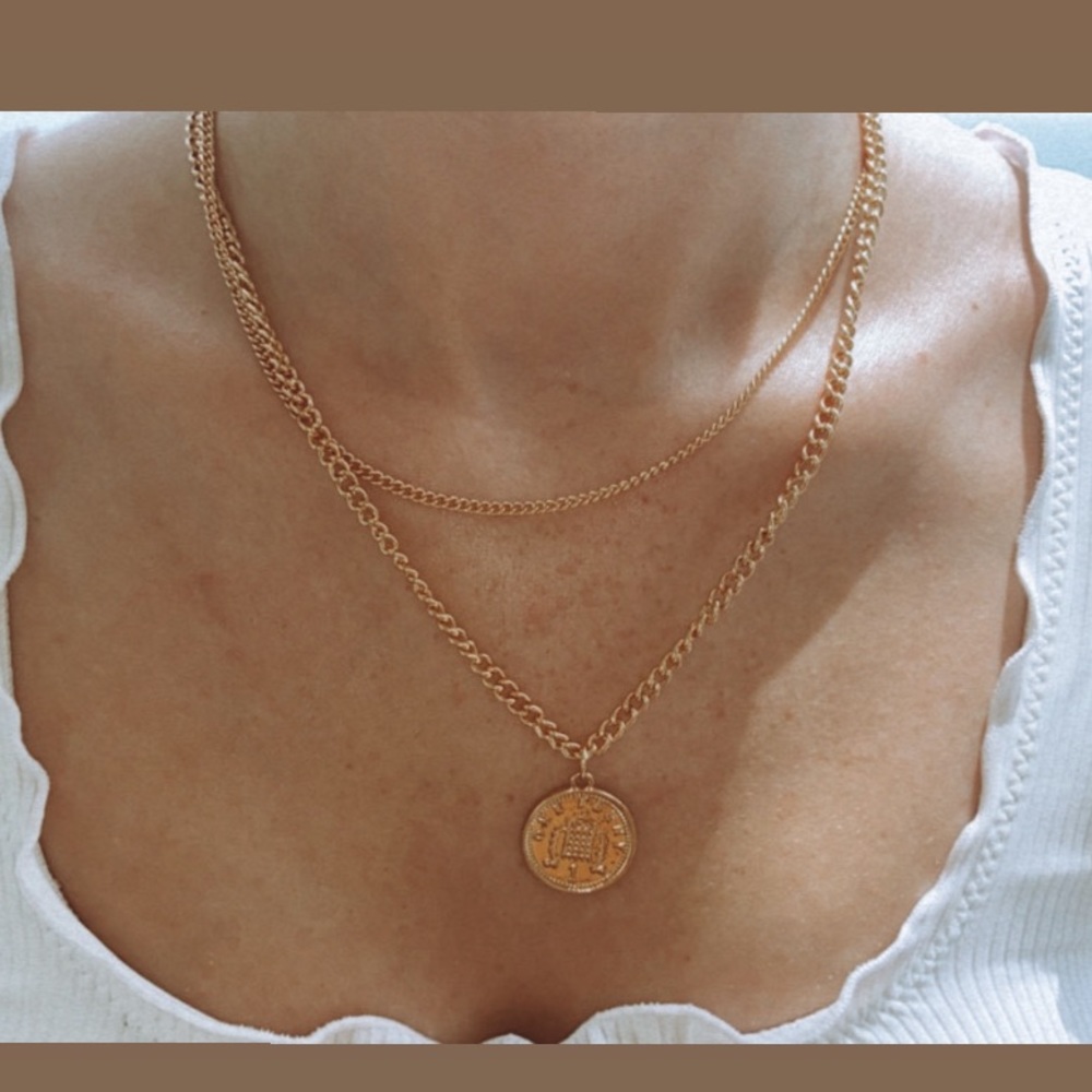 Layered necklace